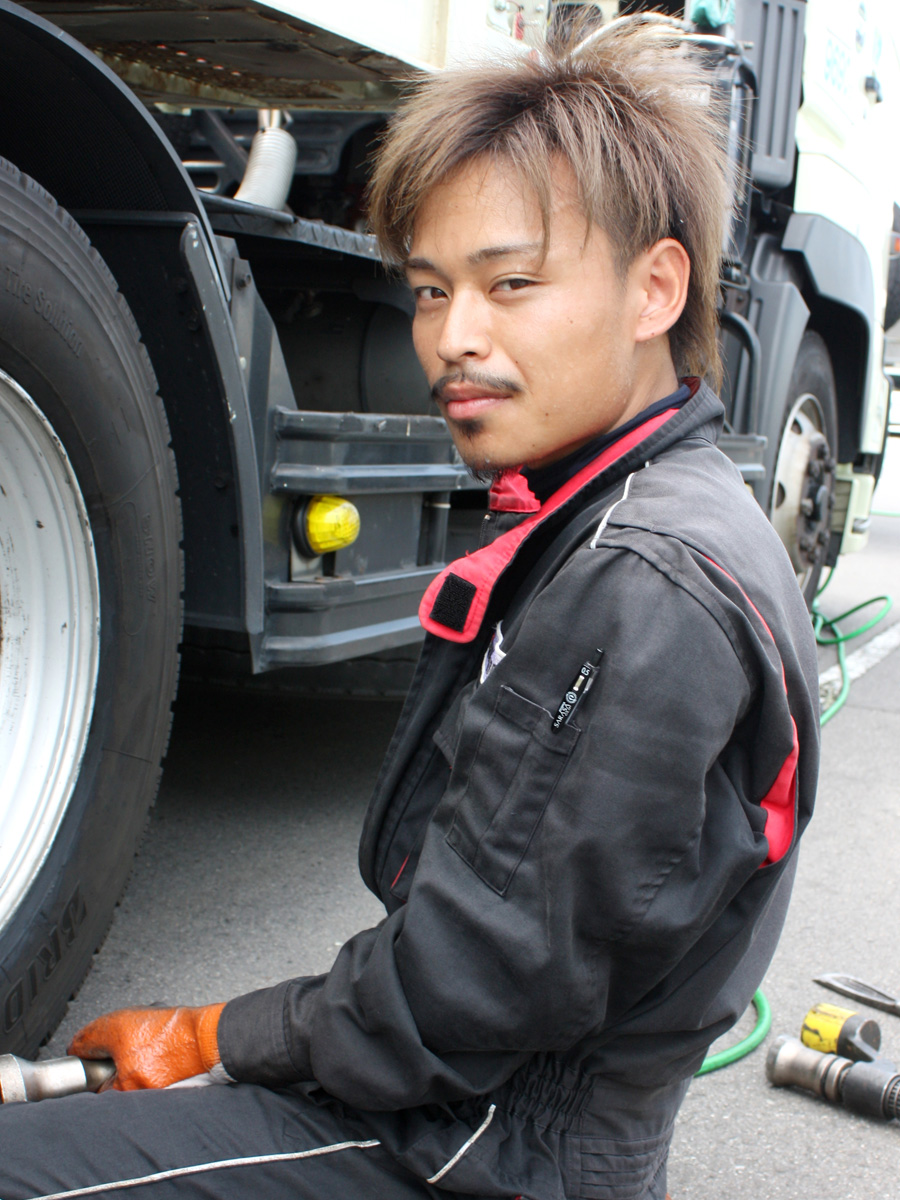 岡田　拓也